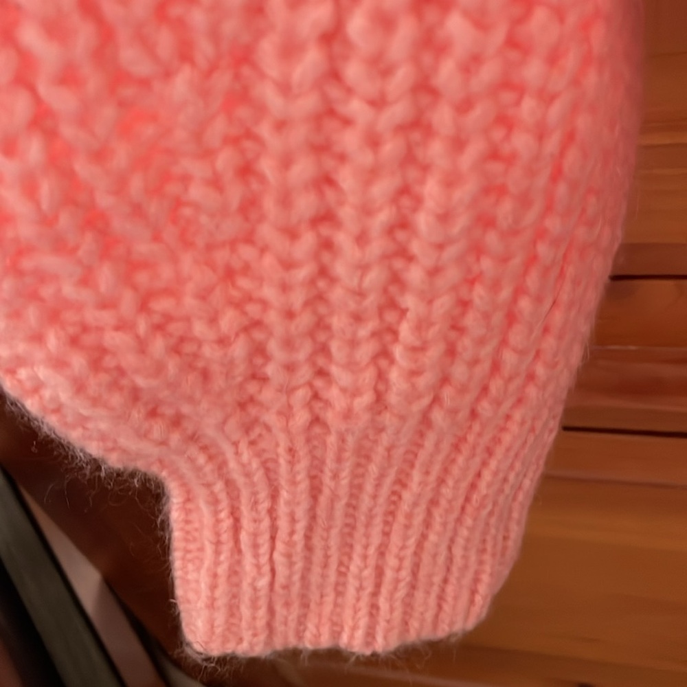 Pink Sweater πΈπ - Picture 12 of 16
